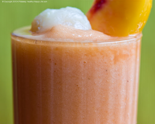 Peachy Lychee Daiquiri via Healthy. Happy. Life.