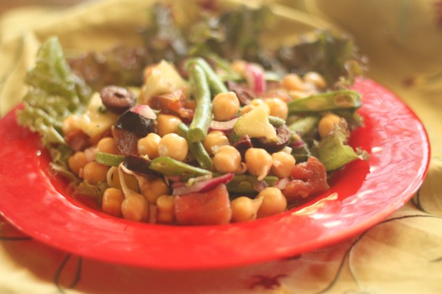 sproutedchickpeasalad